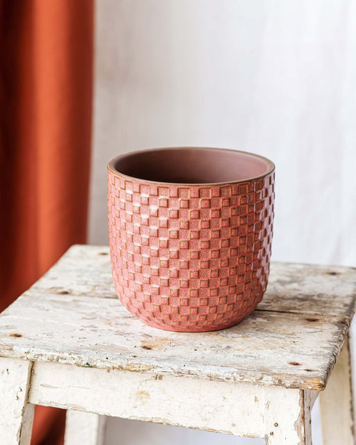 Cache Pot - Pink Relief